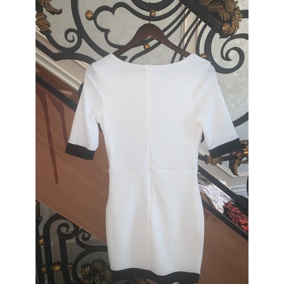 White & black necessary clothing dress size M - Picture 2 of 5